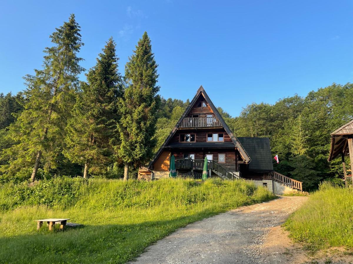 Bacowka Pttk Pod Honem - Schronisko Gorskie Hostel Cisna Exterior photo